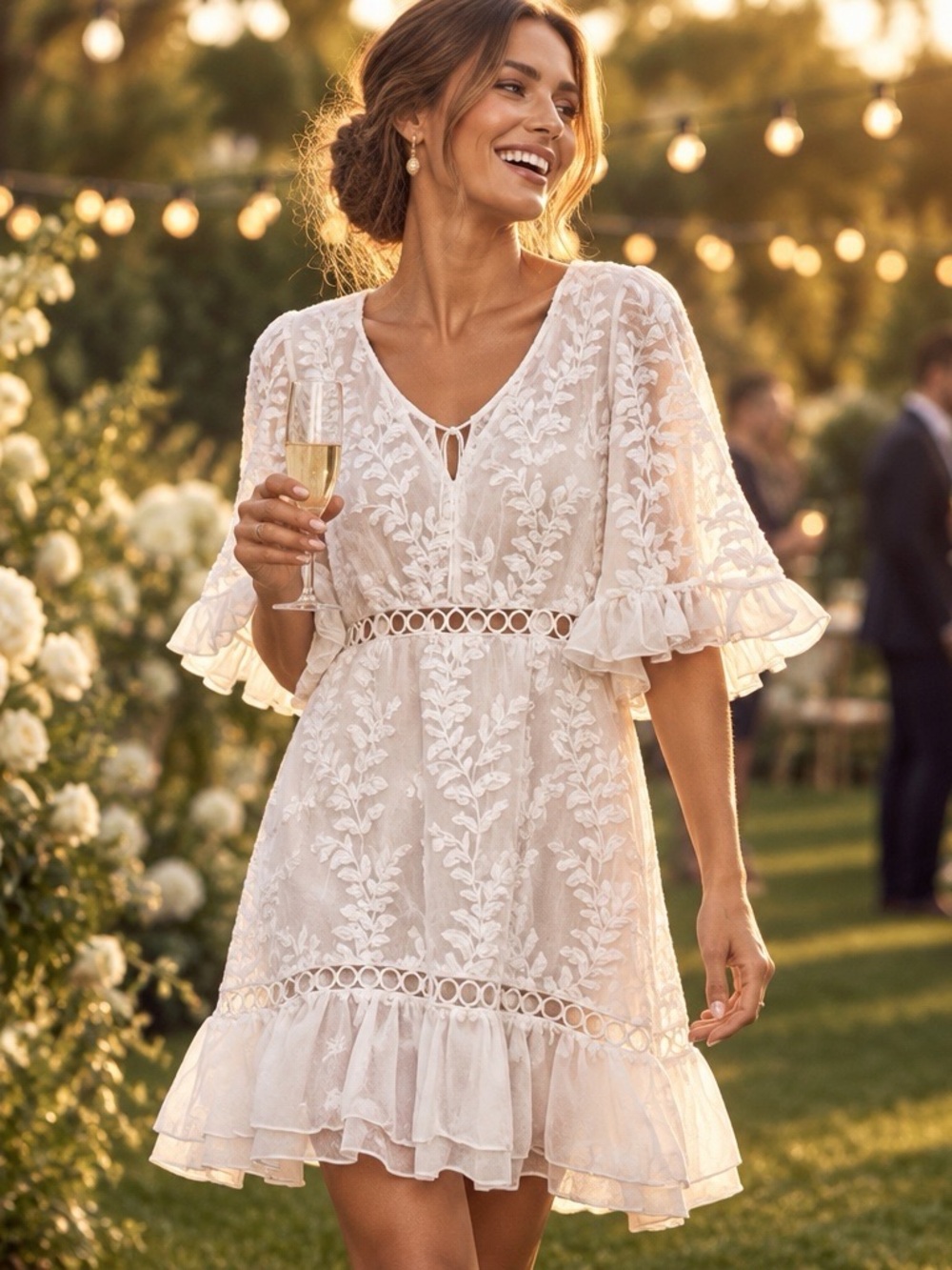 Selfie Leslie NWT White Floral Embroidered Ruffle Mini Dress Size S